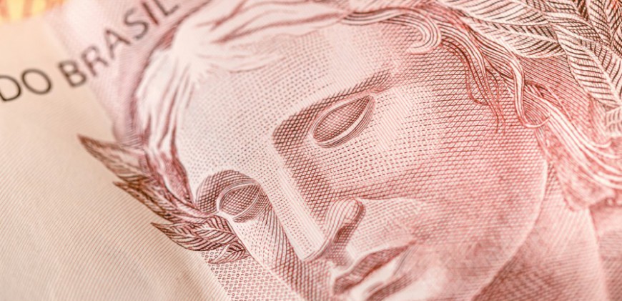 Restituição do Imposto de Renda: economista dá dicas do que fazer com o dinheiro