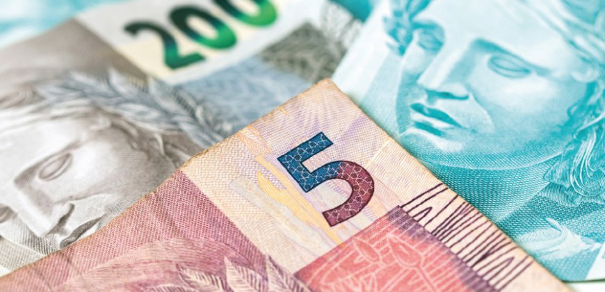 Imposto de Renda 2022: 3º lote de restituição vai ser pago amanhã; saiba se vai receber