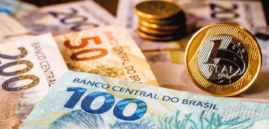 Governo vai propor salário mínimo de R$ 1.302 em 2023
