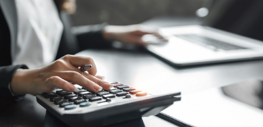 Atrasou a entrega do IR? Entenda as implicações de atrasos e como proceder a partir de agora