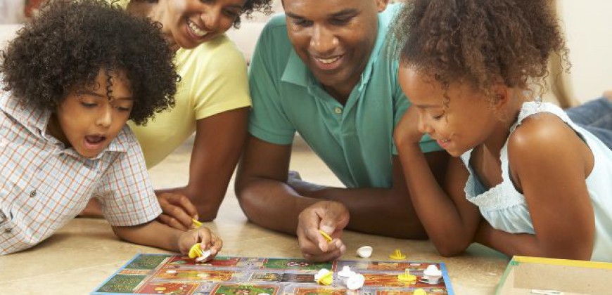 Jogos de tabuleiro ajudam a turbinar o desempenho de crianças em matemática, aponta estudo