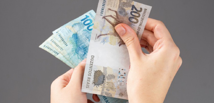IR 2023: saiba quanto você vai receber com a correção da restituição