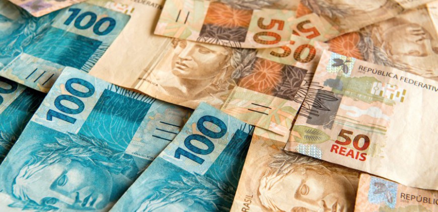 Veja datas de acerto do 13º salário em 2023 e como calcular o valor pago
